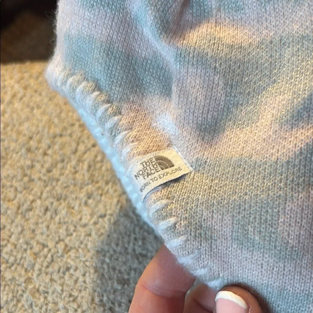 The North Face Kids' Camo Beanie - White and Tan